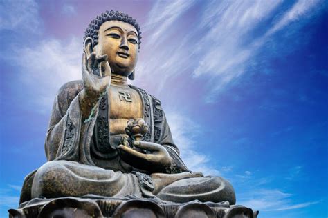 Tibetan Shamanism: Journey into the Spirit Realm